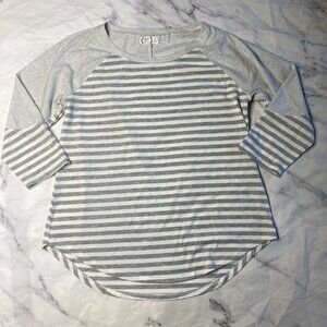 24/7 Maurice’s Striped T Shirt Womens Size Medium Gray White Tee C21